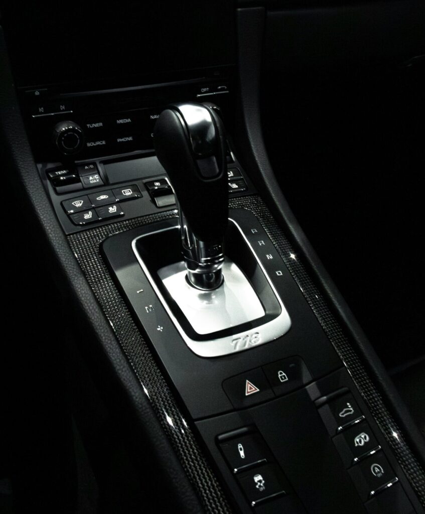 Porsche 911 PDK vs manual